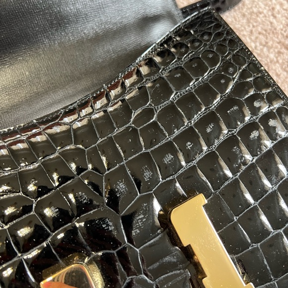 Vintage Umberto H Gold Black Patent Croc Leather Crossbody Shoulder Constance - Picture 9 of 11